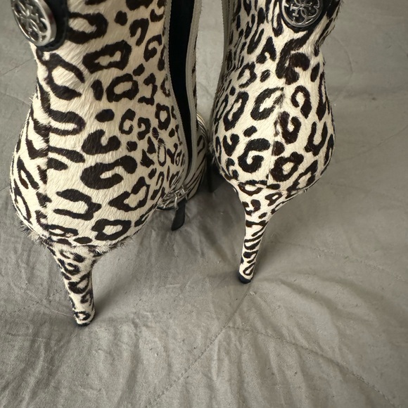 Leopard bootie - Picture 3 of 5